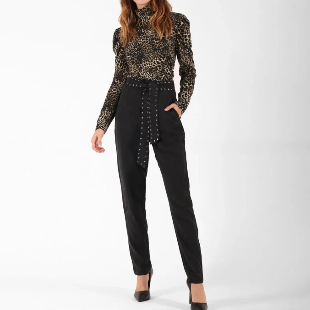 #221 PAM & GELA Black High-Waist Ankle Pants with Studded Tie Belt M